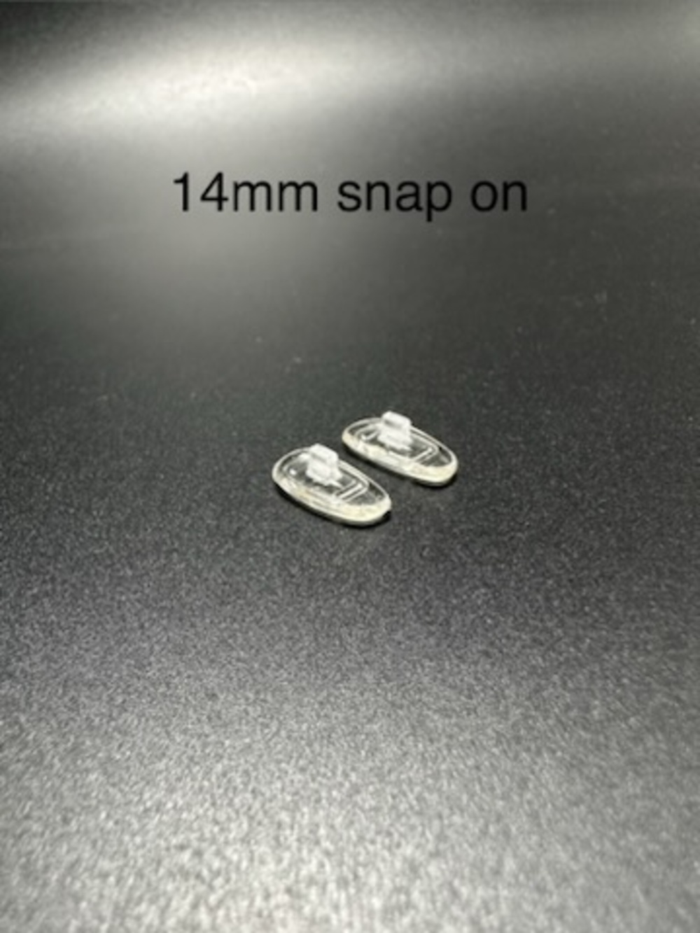 Maui Jim factory replacement nose pads 14mm silicone snap on 1 pair clear new